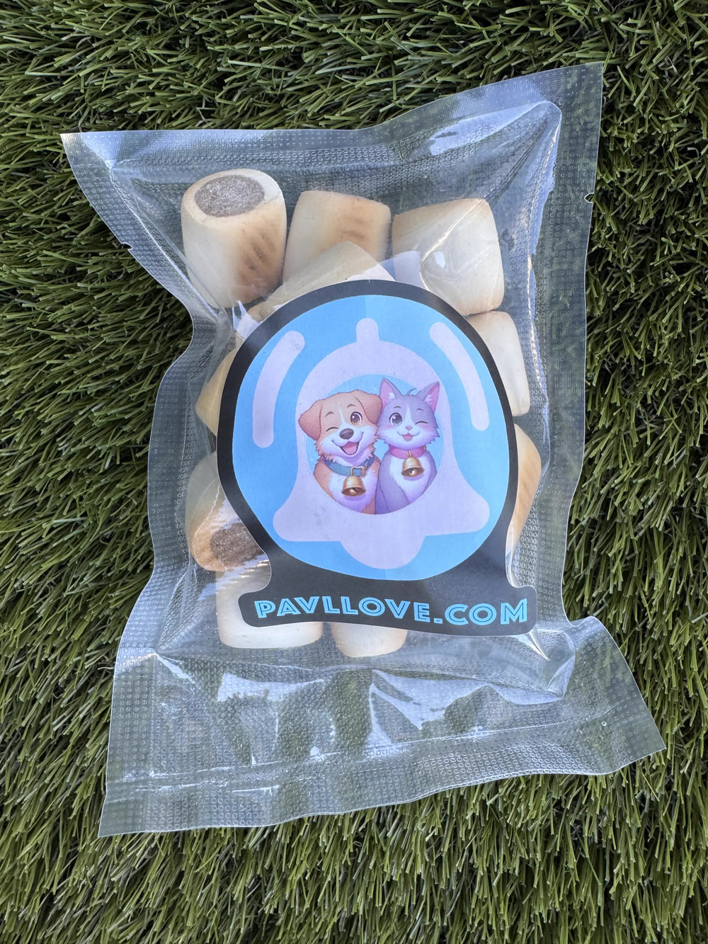 Friandises Pavllove pour chien, biscuits croquants au bœuf naturel, riches en protéines, sans colorants ni conservateurs.